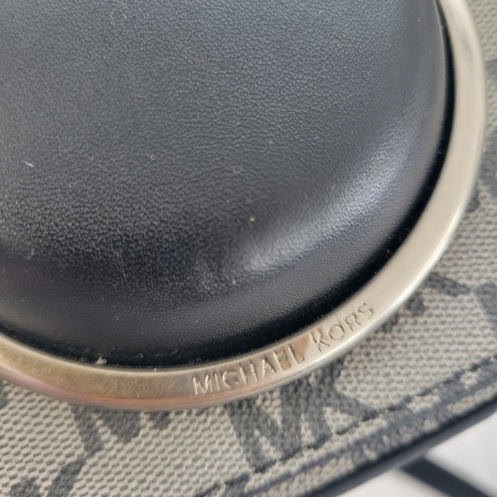 Michael Kors Studio Scout Collection Medium Moulded Camera Bag Black MK Logo New - Picture 3 of 16